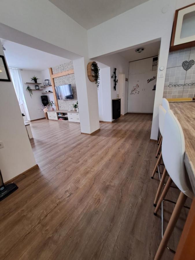 Apartman Nera Lägenhet Ploce  Exteriör bild