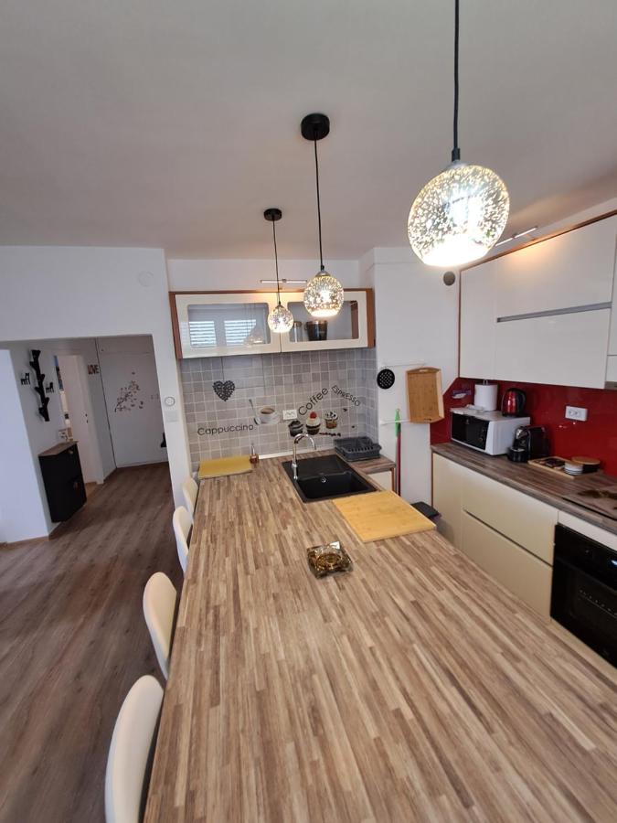 Apartman Nera Lägenhet Ploce  Exteriör bild